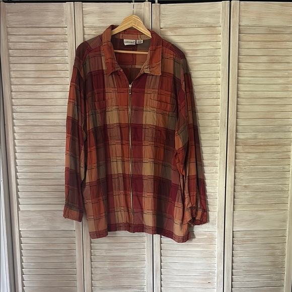 Fashion Bug Tops - Fashion Bug Zip Up Shirt